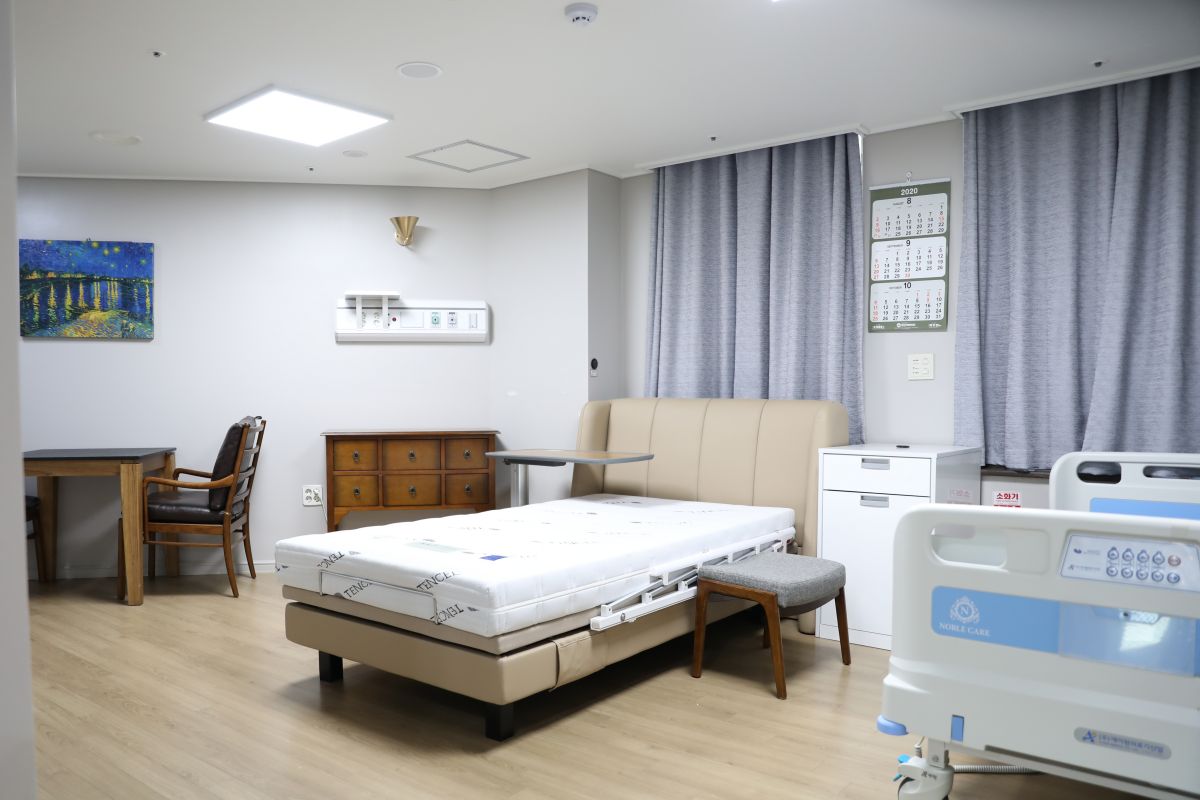 2. 병원대표사진(슬라이드) (4)_병의원찾기