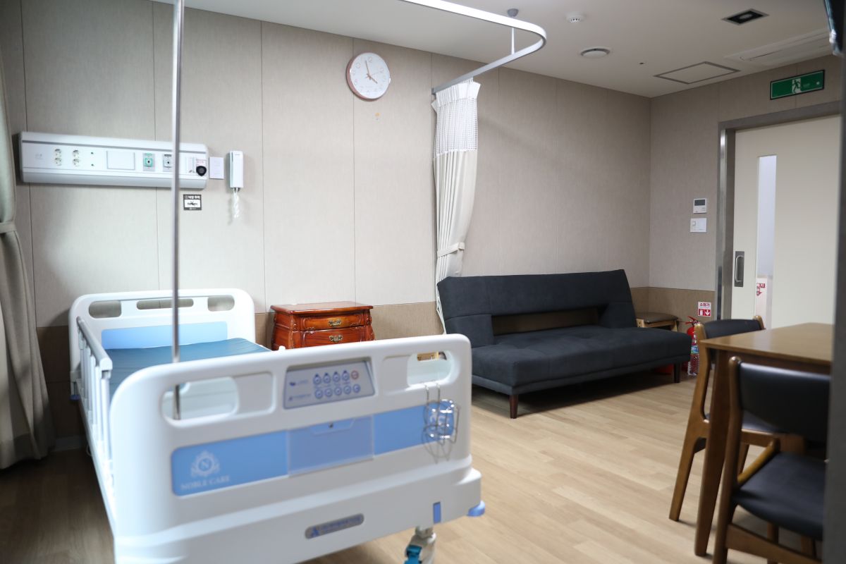 2. 병원대표사진(슬라이드) (5)_병의원찾기